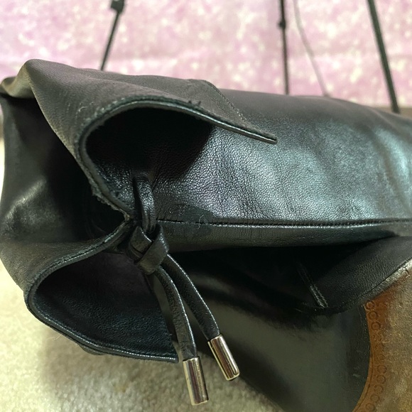 Stuart Weitzman beautiful boot - Picture 2 of 10